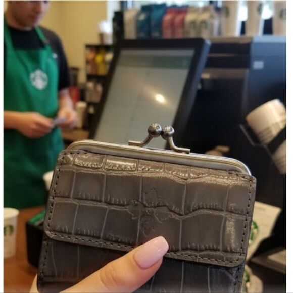 Patricia Nash Distinctive Vintage Croc Astor Wallet 🩶NWT - Picture 2 of 15